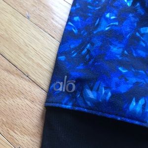 ALO YOGA leggings with attached leg warmers
